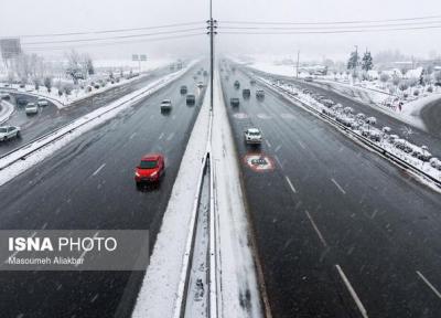 در کدام محورهای مواصلاتی شمال استان کرمان بارش برف و باران داریم؟