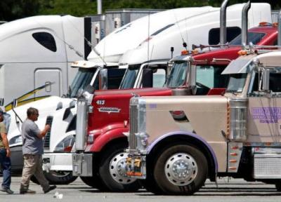 احتیاج آمریکا به 80 هزار راننده کامیون برای حل بحران حمل و نقل کالا