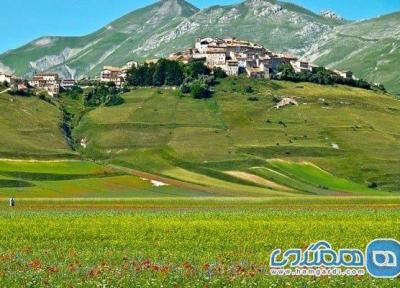 روستای کاستلوچیو یکی از دیدنی ترین روستاهای ایتالیا است (تور ارزان ایتالیا)