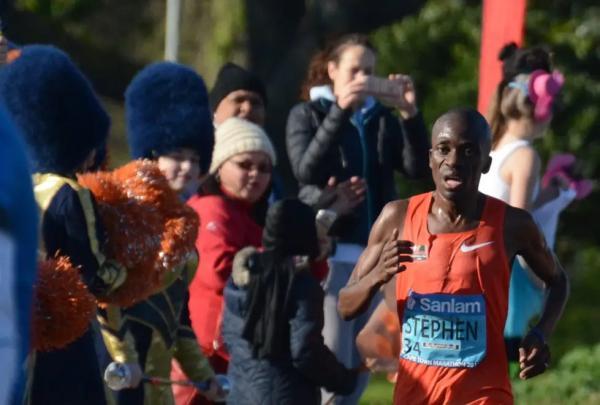 چرا بسیاری از قهرمانان ماراتن از فلات های شرق آفریقا می آیند؟