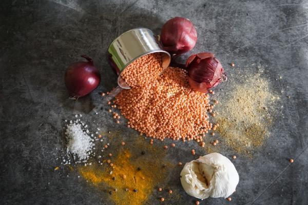 طرز تهیه کتلت عدس بدون گوشت ترد و خوشمزه؛ شام نونی ساده و مالی